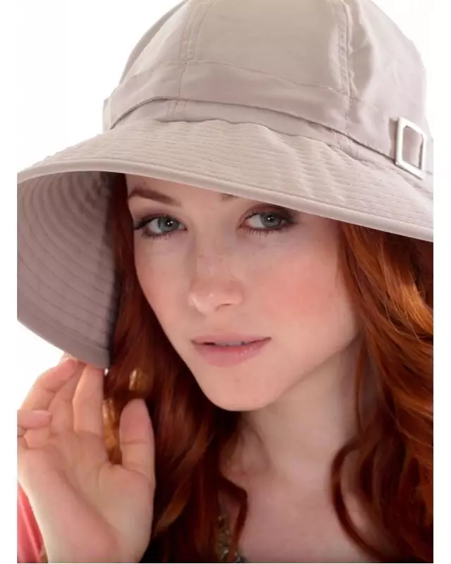 CHAPEU DIJON CAPUCCINO